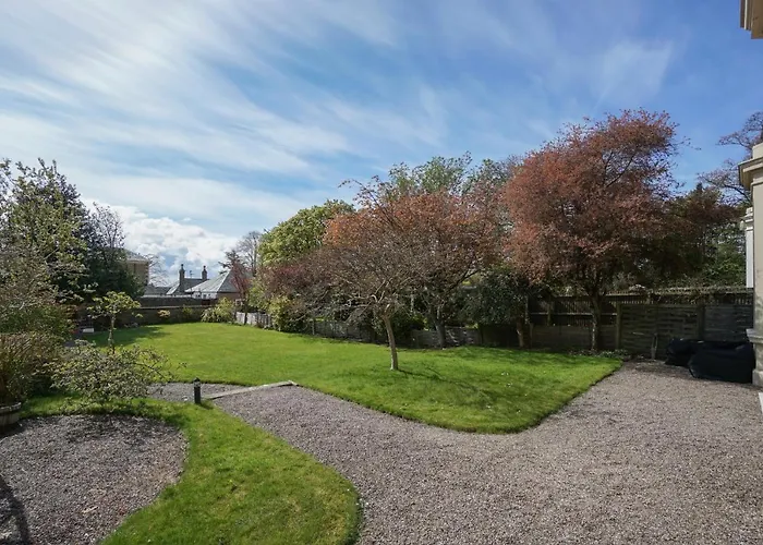 Milton Bank Mansion Garden Apartment
